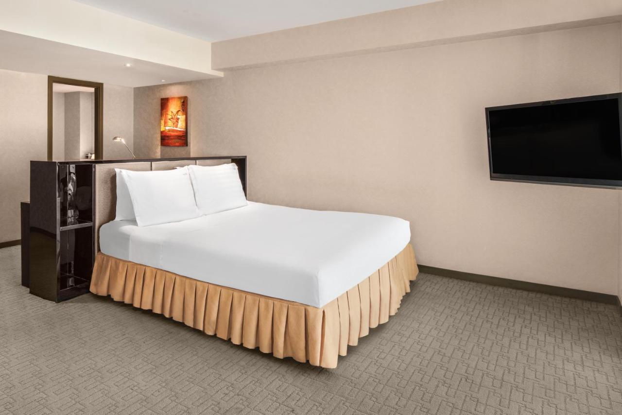 Holiday Inn City Centre Harbin Exteriör bild